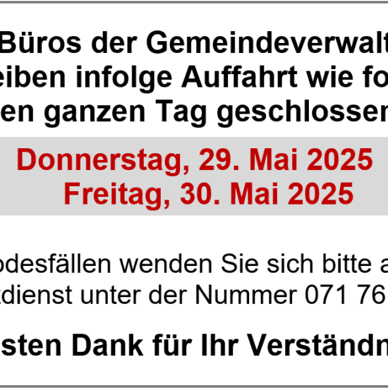 Öffnungszeiten über Auffahrt